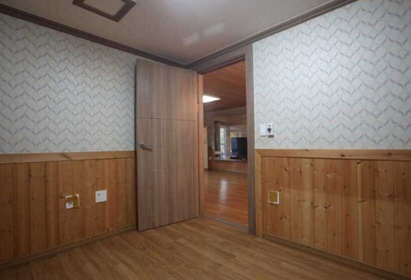 Chuncheon Pet Island Pension