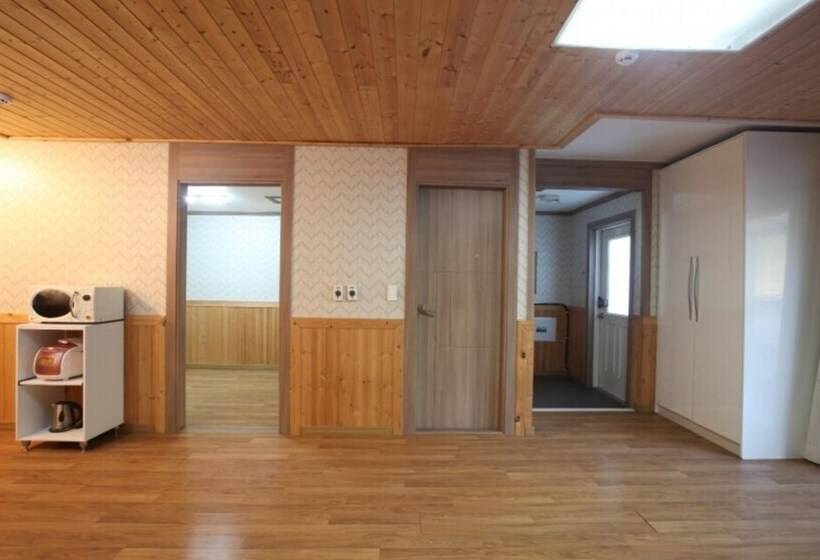 Chuncheon Pet Island Pension