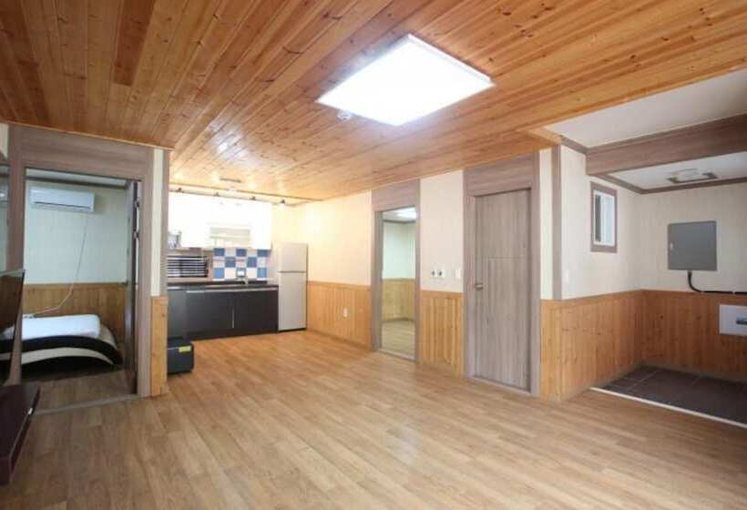 Chuncheon Pet Island Pension