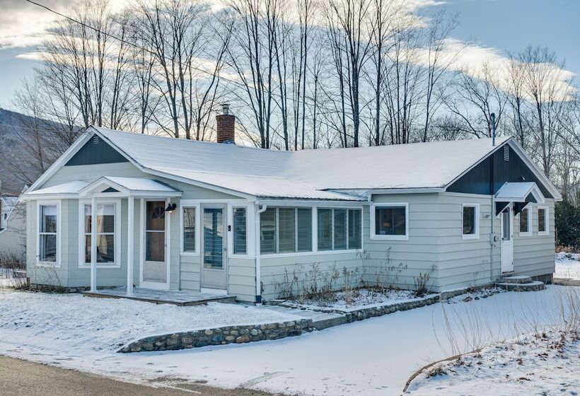 Comfortable Lincoln Home: Walk To Main Street!