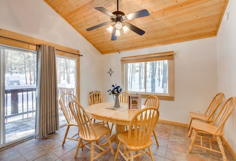 Cozy Angel Fire Cabin W/ Wood Burning Stove!