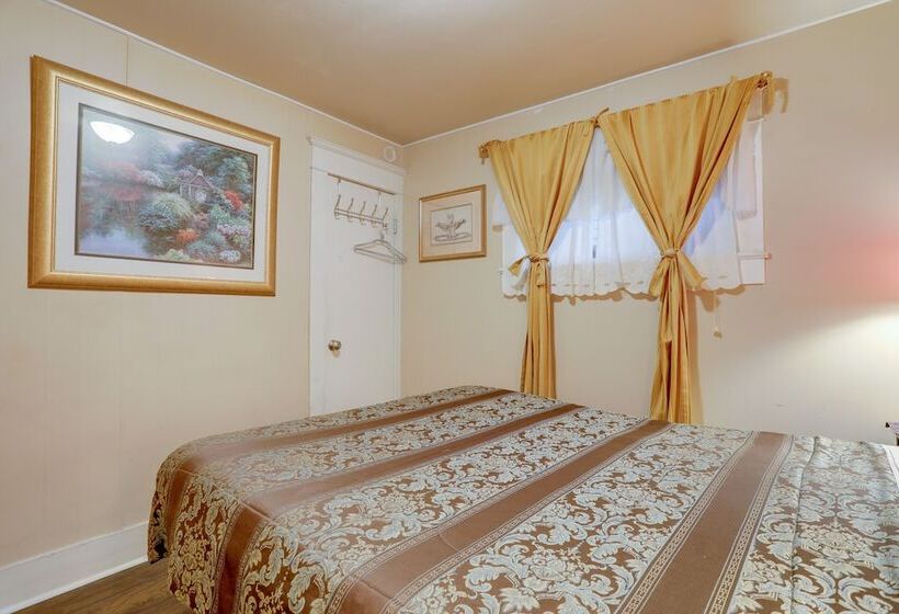 Walkable Seattle Getaway: 3 Mi To Downtown!