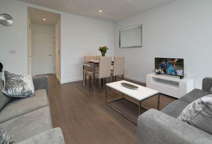 Deluxe Central London Apartment