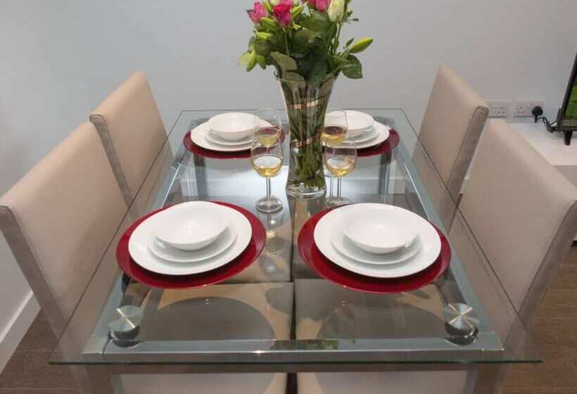 Deluxe Central London Apartment