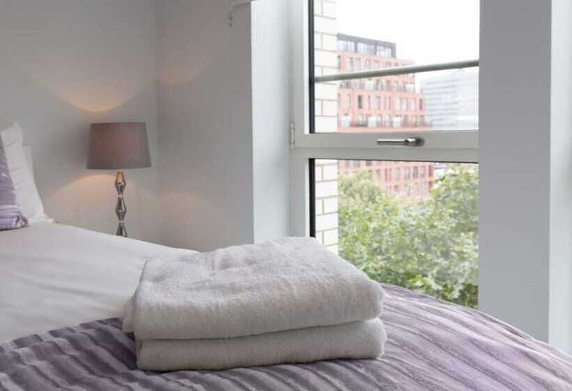 Deluxe Central London Apartment