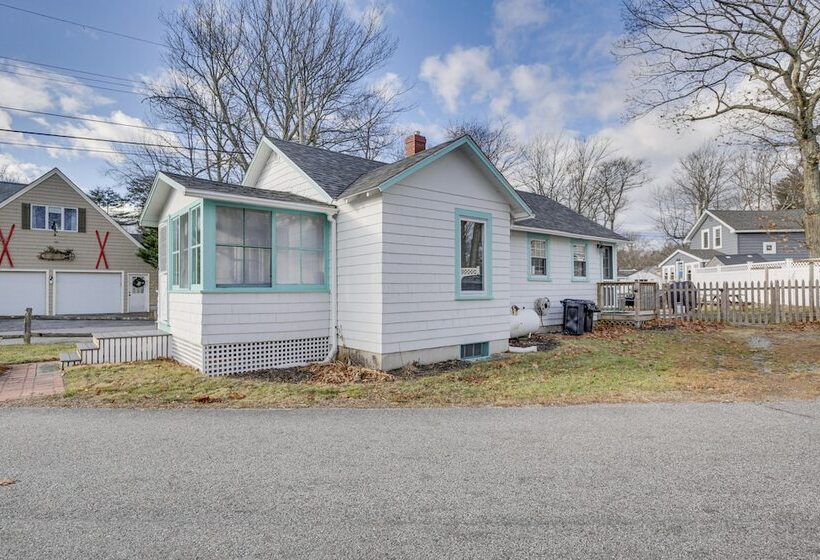 Dog Friendly Old Orchard Beach Home < 1 Mi To Pier