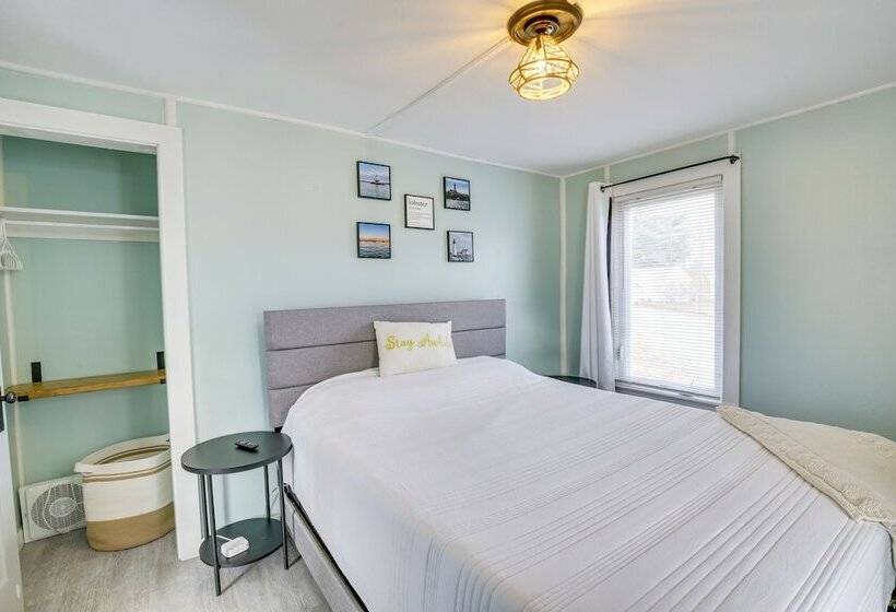 Dog Friendly Old Orchard Beach Home < 1 Mi To Pier