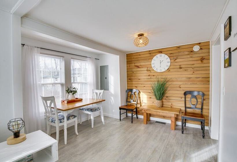 Dog Friendly Old Orchard Beach Home < 1 Mi To Pier