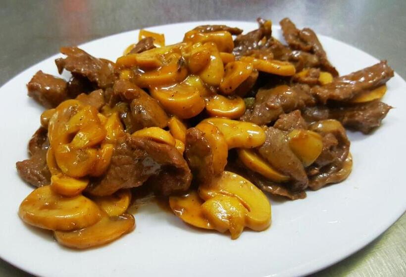 Domsowir Hotel And Restaurant