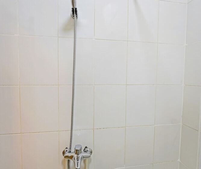 Emirates Hotel	By Oyo