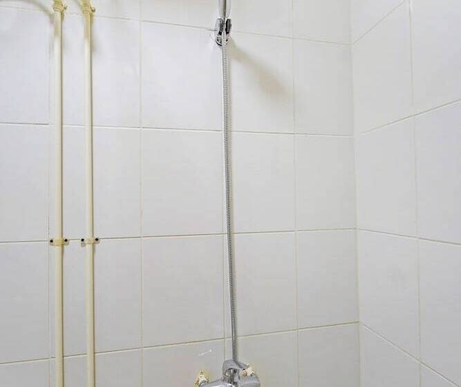 Emirates Hotel	By Oyo