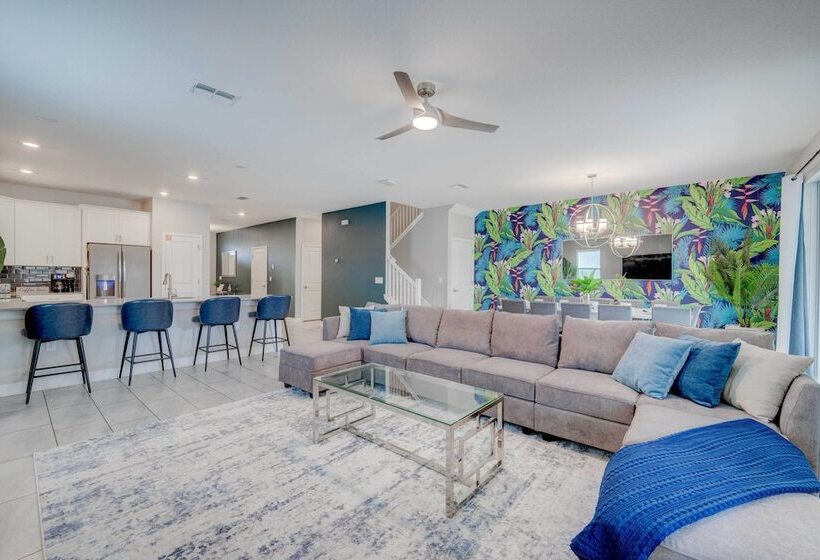 Disney Getaway W/ Game Room & Home Theater!