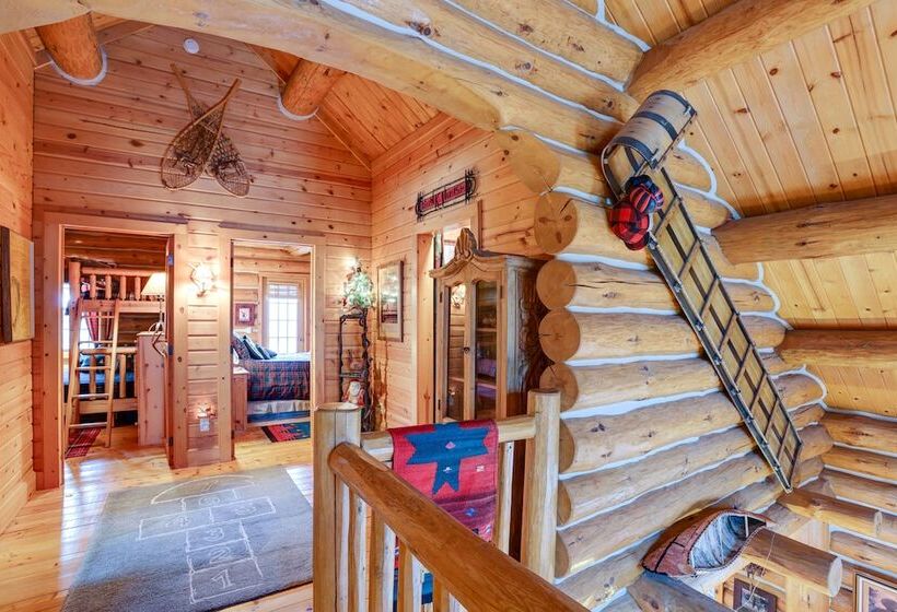 Quiet Thompsonville Log Home: Deck & River Access!