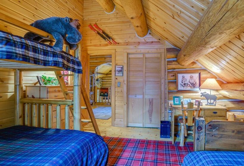 Quiet Thompsonville Log Home: Deck & River Access!