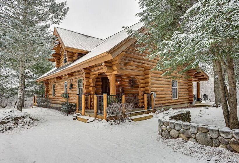 Quiet Thompsonville Log Home: Deck & River Access!