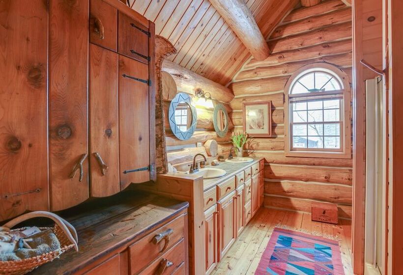 Quiet Thompsonville Log Home: Deck & River Access!