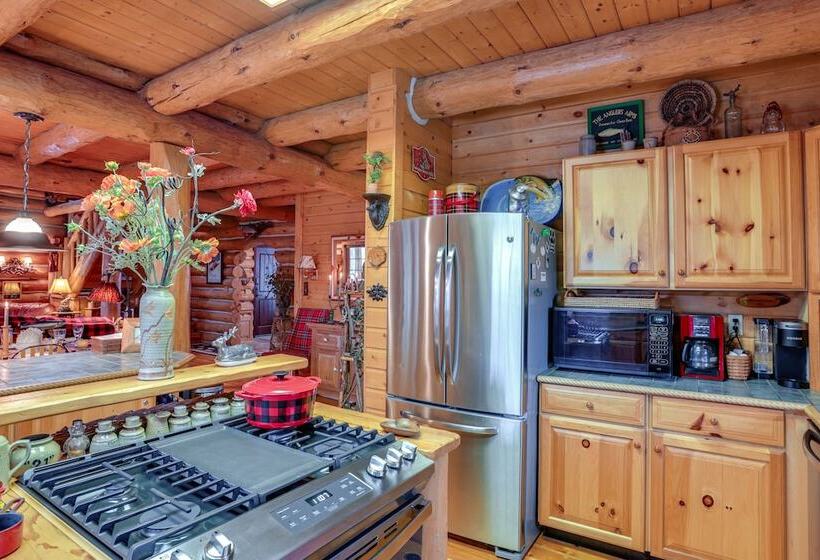 Quiet Thompsonville Log Home: Deck & River Access!