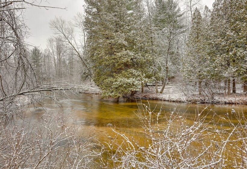 Quiet Thompsonville Log Home: Deck & River Access!