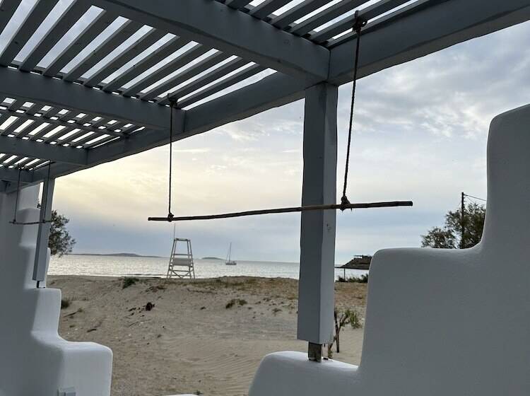 Flisvos Beach Apartments