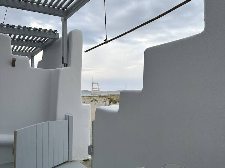 Flisvos Beach Apartments