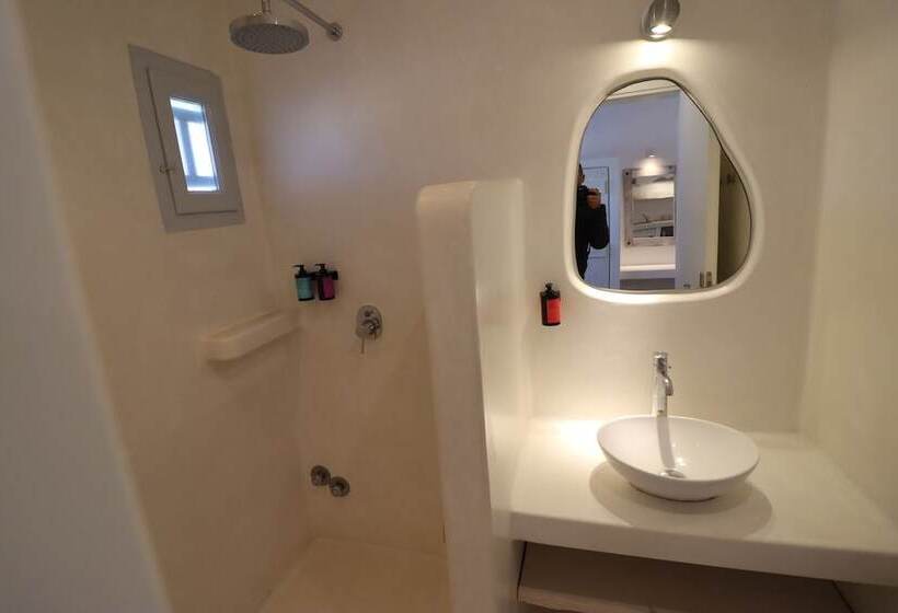 Flisvos Beach Apartments