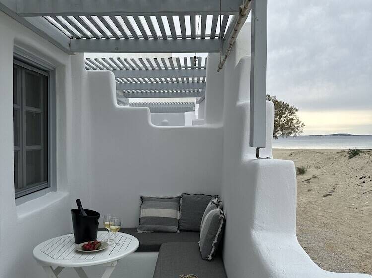 Flisvos Beach Apartments