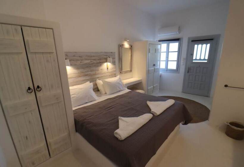 Flisvos Beach Apartments