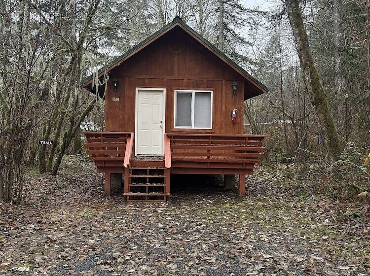 Glacier Peak Resort