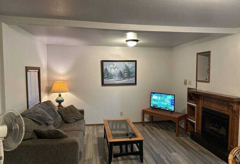 Glacier Peak Resort
