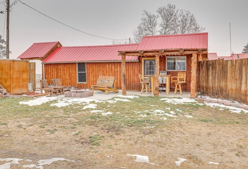 Glenvil Cabin W/ Gas Grill: Steps To Dock & Pond!