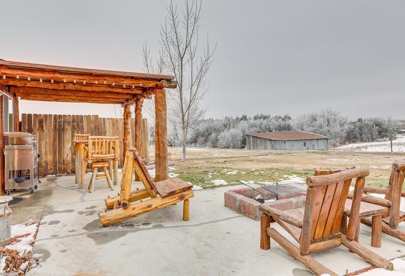 Glenvil Cabin W/ Gas Grill: Steps To Dock & Pond!