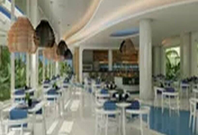 Grand Aston Varadero Beach Resort