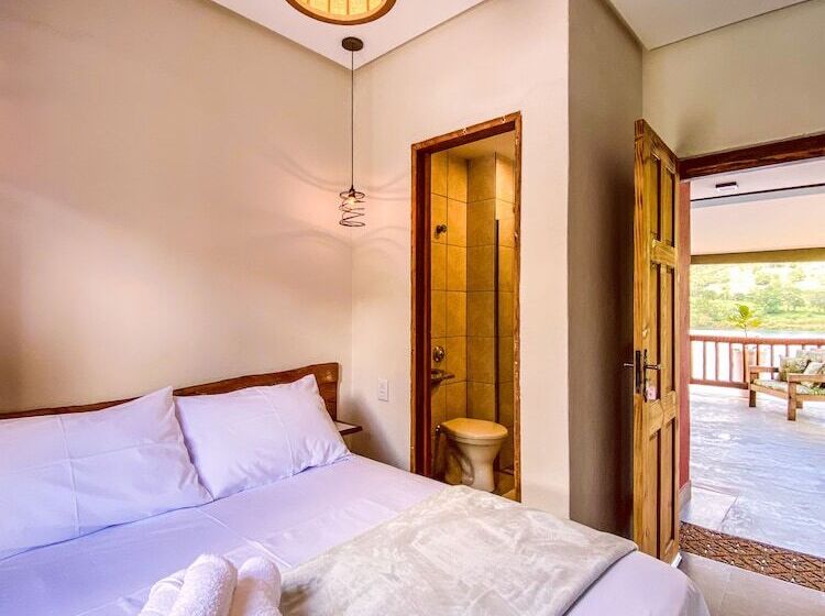 فندق فئة نجمة واحدة Bica D água Boutique