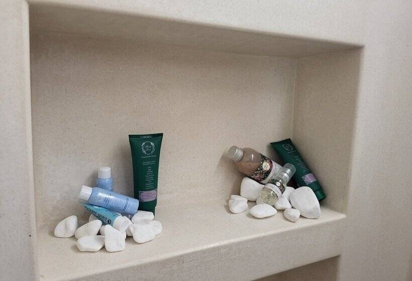 פונדק Black Fig