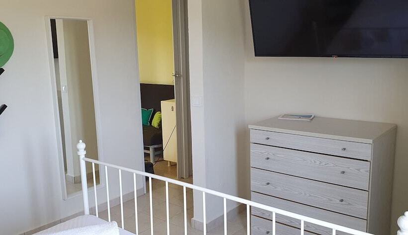 פונדק Black Fig