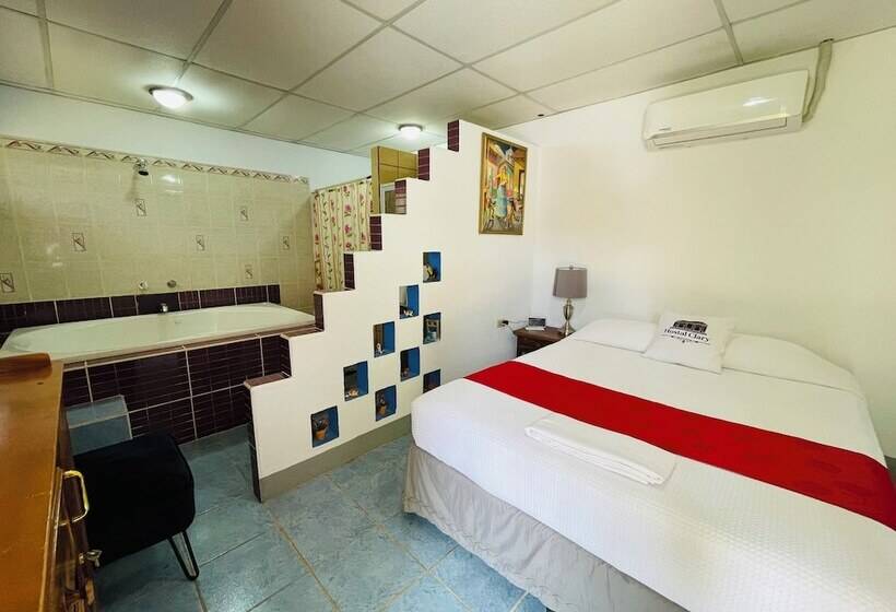 Hostal Clary