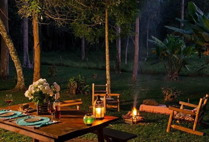 مسافرخانه Chalés Karunâ