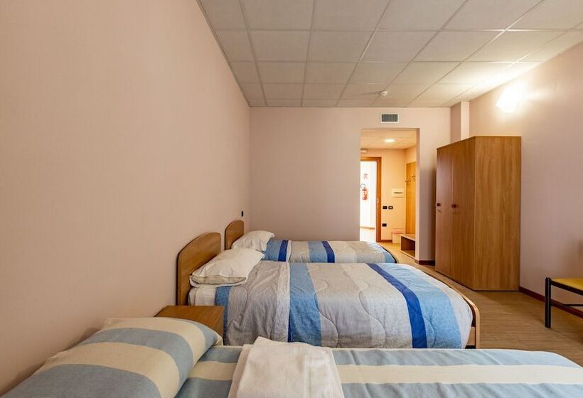 פונדק Pilgrim S House By Alterego