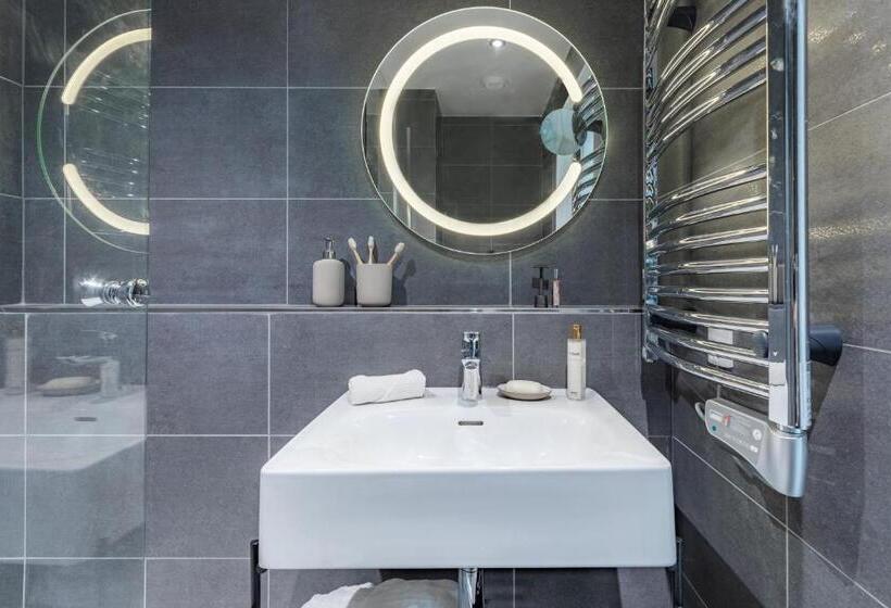 Отель Appart City Collection Paris Roissy Cdg Airport