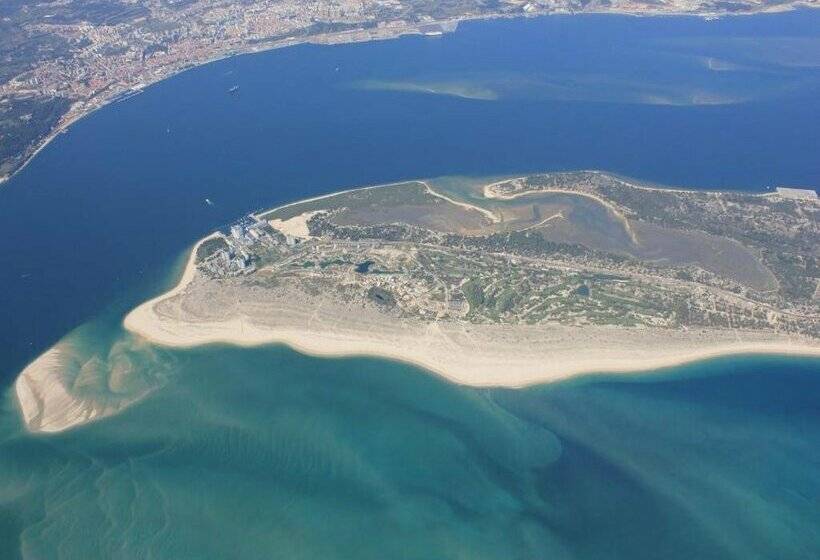 ホテル Aqualuz Troia Rio by The Editory