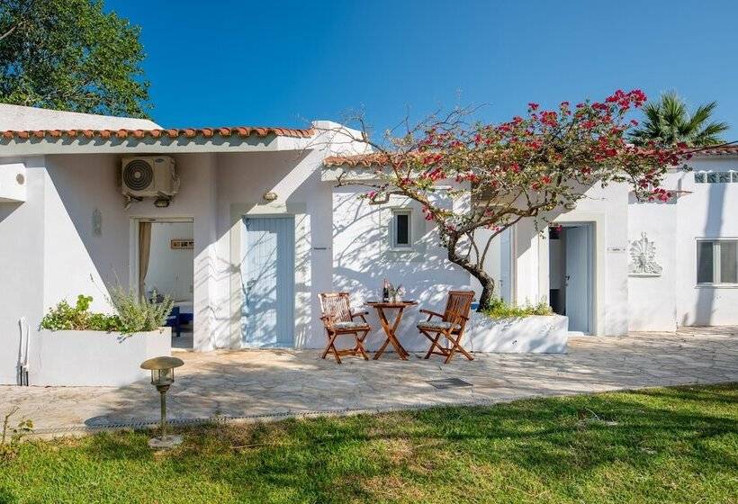 ホテル Costa Avithos