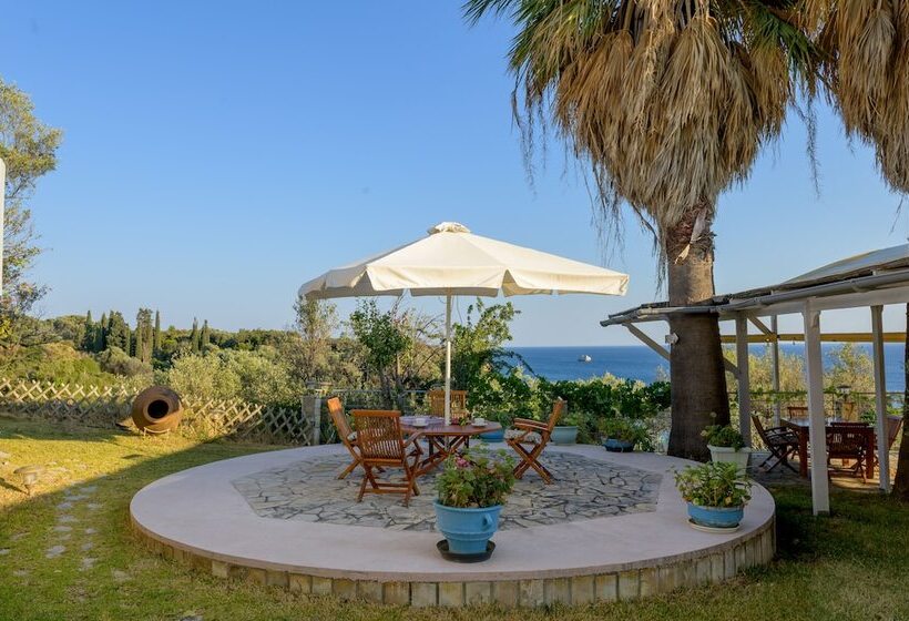 ホテル Costa Avithos