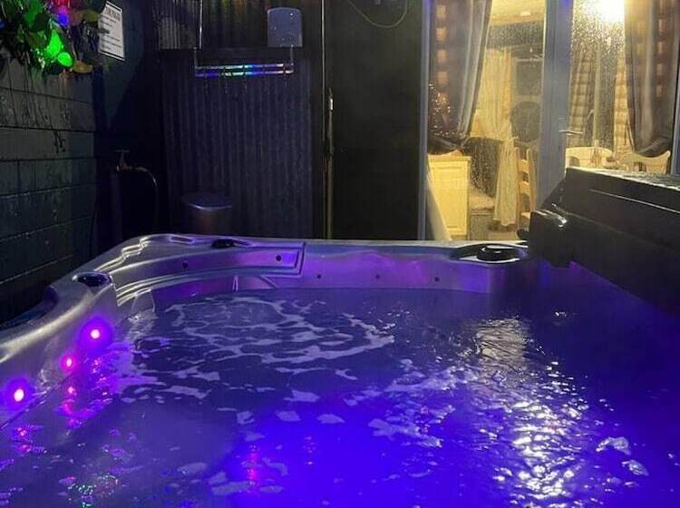 فندق Bridie Rose   Hot Tub Extra Charge Exotic Animals