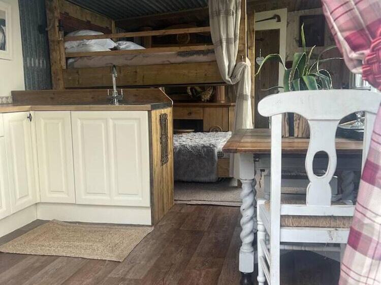 فندق Bridie Rose   Hot Tub Extra Charge Exotic Animals