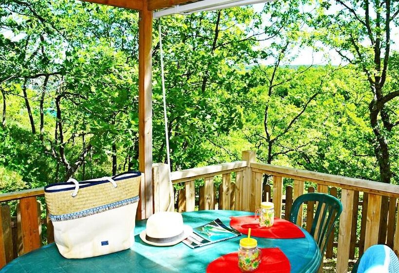 فندق Camping Rives Du Lac De Sainte Croix