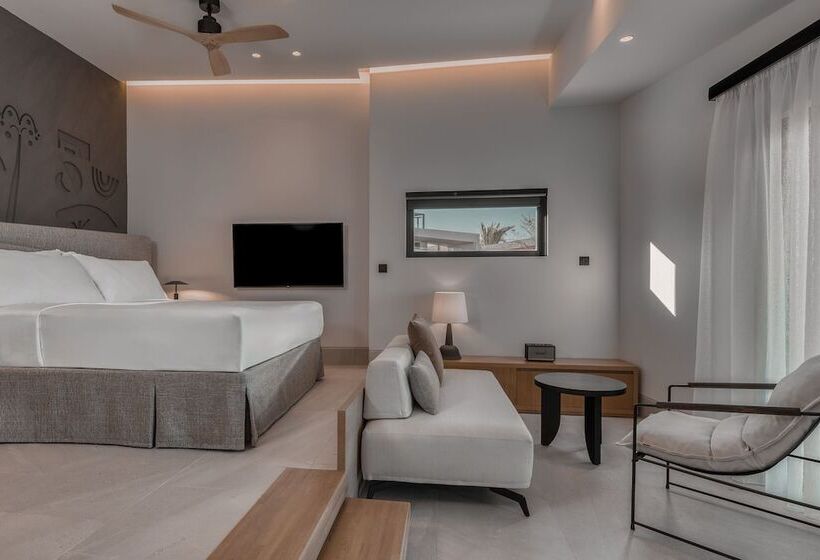 هتل Domes Novos Santorini, Autograph Collection