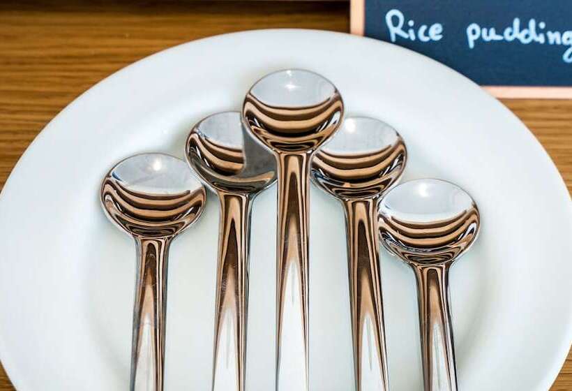 ホテル Euphoria Boutique