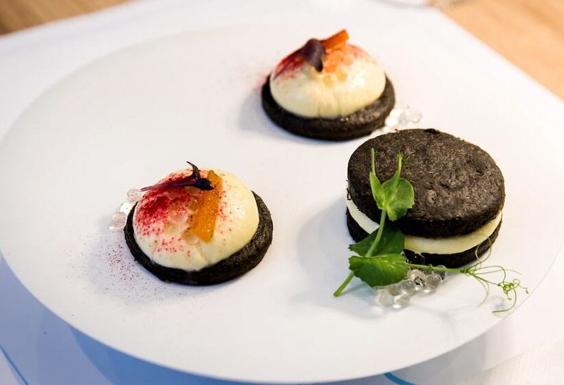 ホテル Euphoria Boutique