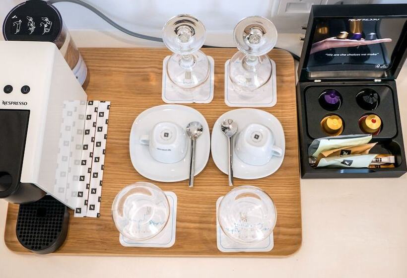 ホテル Euphoria Boutique