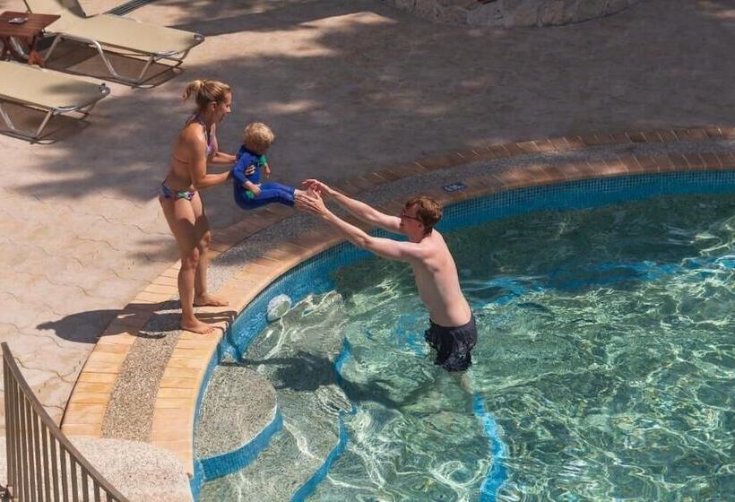 בית מלון כפרי Evripidis